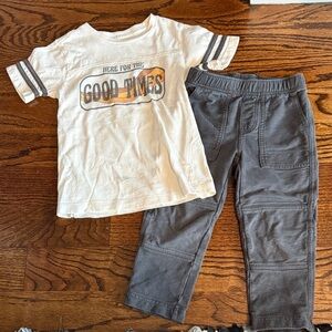 Kids' Graphic Tee and Gray Pants Set